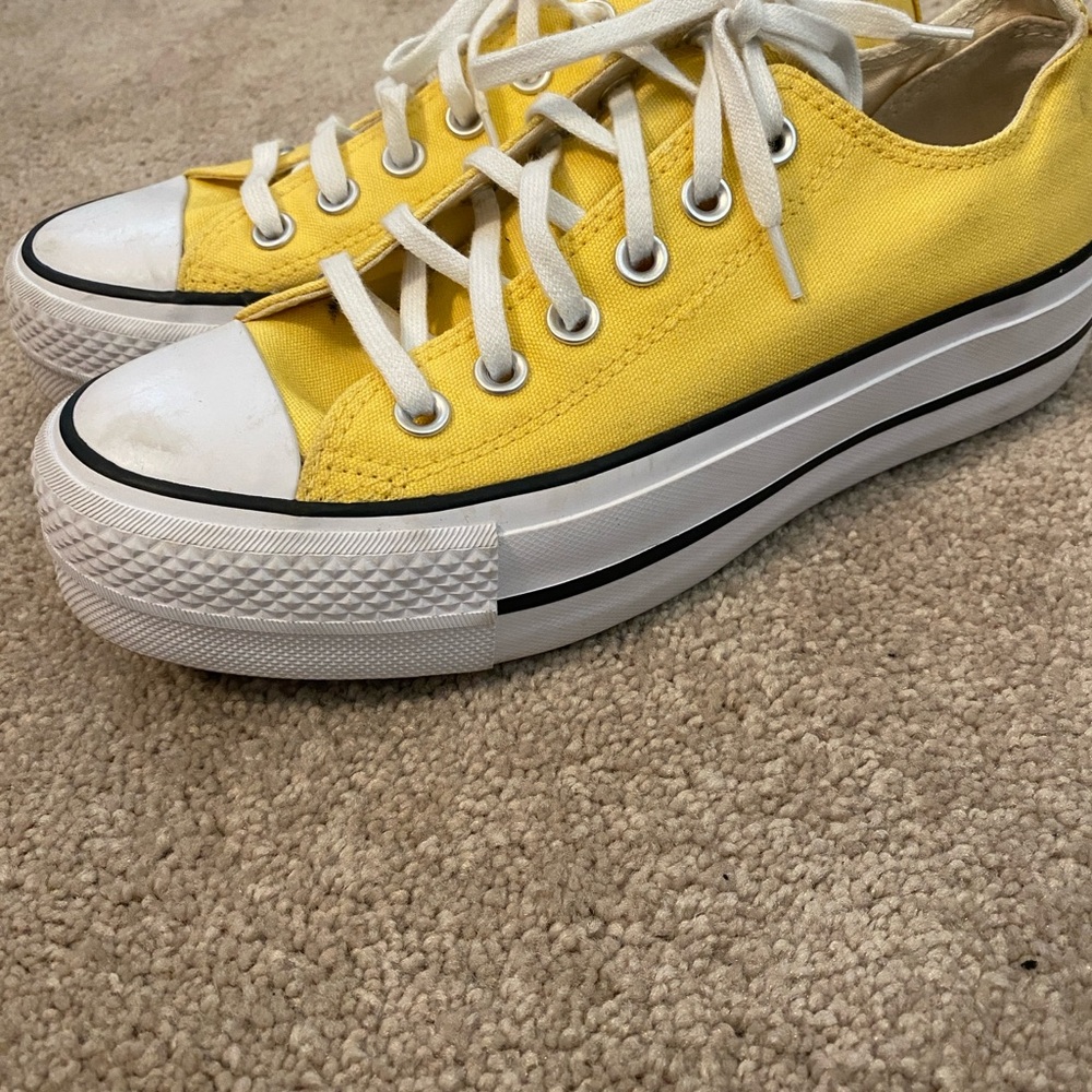 Yellow Converse - Picture 2 of 4